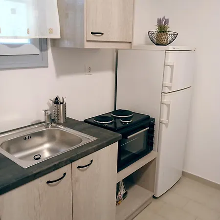 Nektarias Appartement *