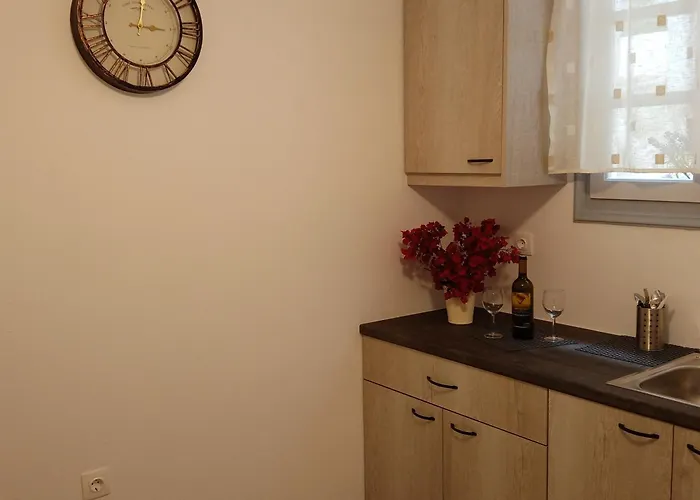 Nektarias No2 ناوسا